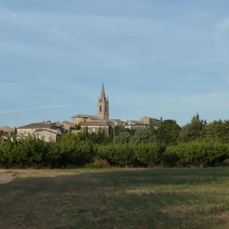 بيت للعطل Petite Maison De Village, Lumineuse Et Silencieuse