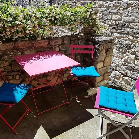 Petite Maison De Village, Lumineuse Et Silencieuse *