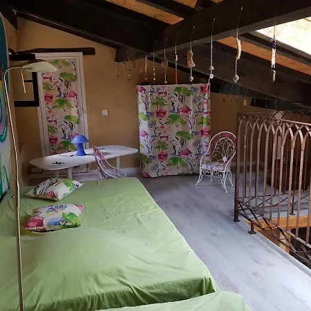 Petite Maison De Village, Lumineuse Et Silencieuse Issirac